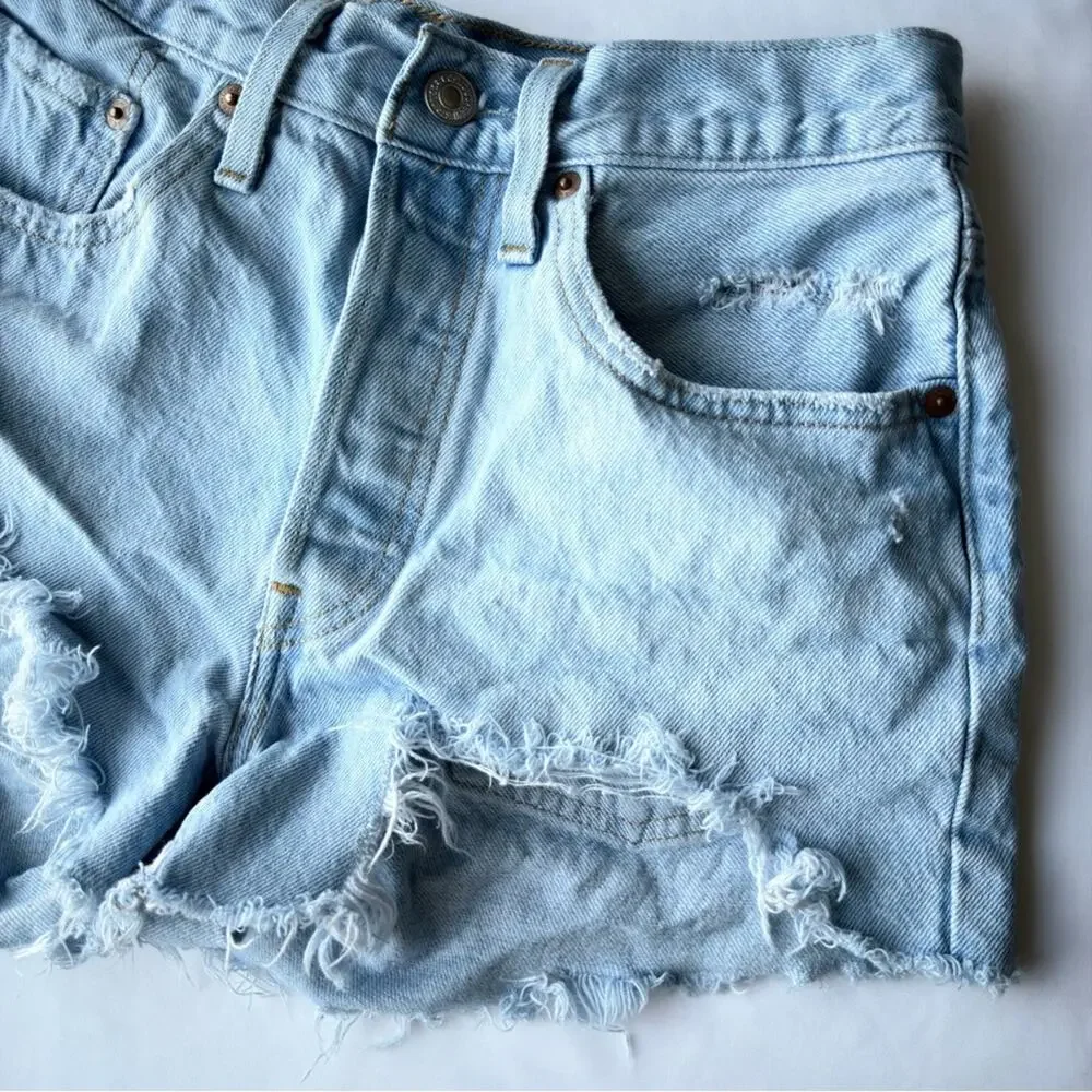 Levi's 501 Light Blue Frayed Denim Shorts Women’s size 26
